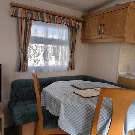 L&G Family Holidays 8 Berth Sealands Familys Only And The Lead Person Must Be Over 30 (Adults Only) 英戈尔德梅尔斯 外观 照片